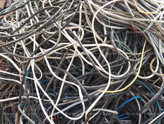 99% réutilisent la machine de réutilisation automatique de fil de cuivre de déchets de granulateur de câble de ferraille