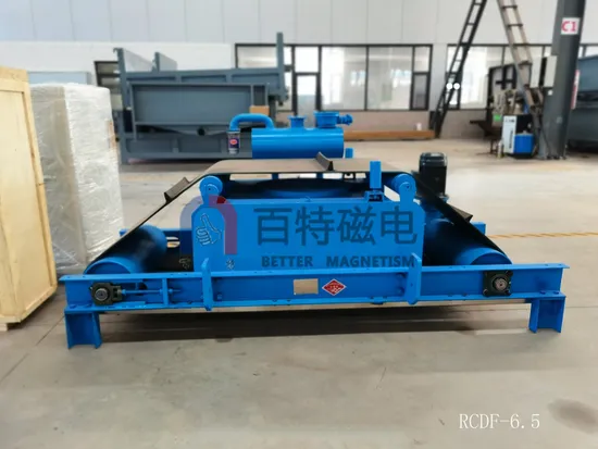 Machine de séparation magnétique autonettoyante Rcdd sur séparateur de fer magnétique électrique à bande dans la manutention du charbon/exploitation minière/ciment/produit chimique/acier/aluminium/centrale électrique
